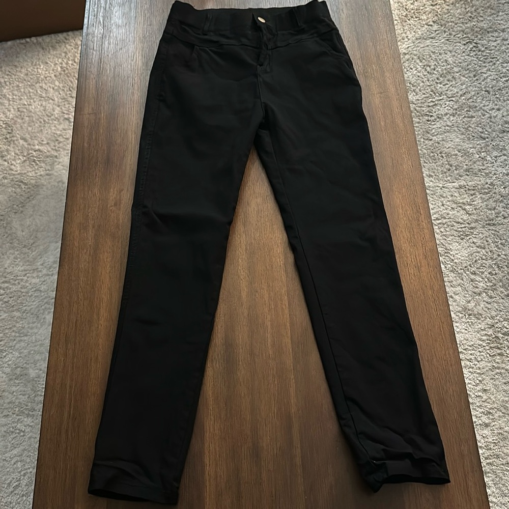 AB: Stretchy trousers